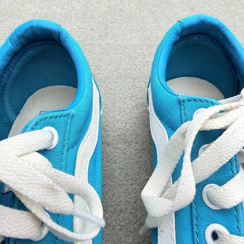 Vans Ward Low Top Bright Blue White Canvas Skate Shoes Womens 8 500714